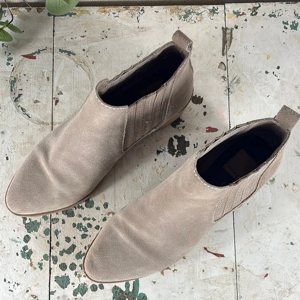 Dolce Vita > Women's Tan Ankle Boots 8 - Picture 2 of 11